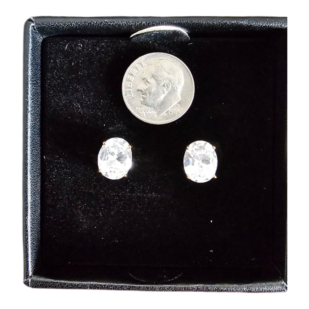 BADGLEY MISCHKA Elegant Gold-Tone Everday Crystal Stone Studs - Picture 6 of 6